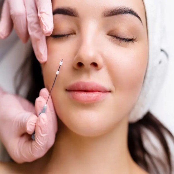 لیفت بینی چیست؛ روش‌ها، عوارض و ماندگاری